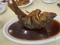 罾蹦鲤鱼-奥华餐厅·老张记(台基厂店)