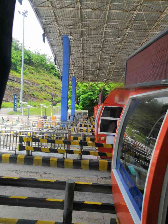 百合收费站(g5001重庆绕城高速入口)-"去界石附近的某大学,要经过的