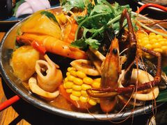 手抓海鲜冬阴功味-仓库南洋海鲜小排档(柳河路店)