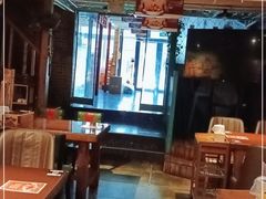 大堂-三个大叔烤羊肉串·炭炉砂锅菜(西三旗店)