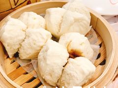 蜜汁叉烧包-点都德(盘福楼店)