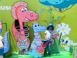 -季高兔窝窝亲子园(上海薰衣草公园店)