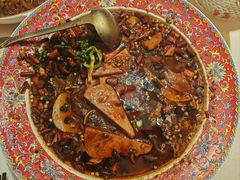 -八府香鸭·啫啫煲(华山路店)