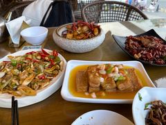 -隔壁老王·家常云南菜(花巷店)