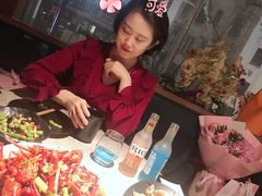 -沪小胖小龙虾(淮海中路旗舰店)