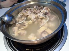 -烹然四季椰子鸡火锅(姚家园万象汇店)