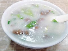 牛肉粥-银记肠粉店(新港西路店)