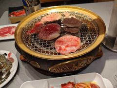 -山焱·炭火自助烤肉(周浦万达店)