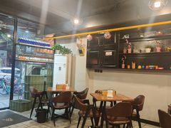 -陈员外正宗夹江烧烤(广福路店)