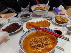 -鲁达面馆本帮风味(共康东路店)