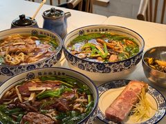 -镇南锅盖面馆(解放路店)