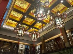 -梅龙镇酒家(南京西路总店)