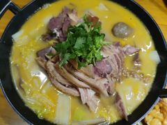 泰式咖喱牛杂锅仔-丁记盐蘸牛肉·新杭菜(河东路店)