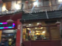 -东巴谷野生菌火锅餐厅