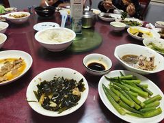 -玲燕蒸菜馆(江东路店)