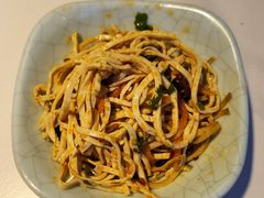 拌云丝-猪啊牛呀羊啊铜盘烤肉(正大广场店)