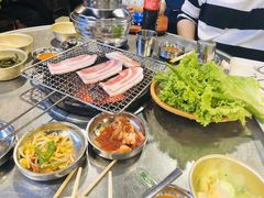 -釜山火炉·海鲜烤肉(紫藤路店)