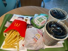 -麦当劳(普陀香溢花城店)