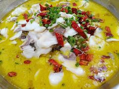 -三湘四水正宗湘菜(君峰路店)