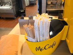 -麦当劳(卫星广场店)