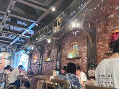 -玛格萝妮(汇智国际商业中心店)