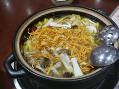 -菌之家·专业纯野生菌火锅·特色炒菌