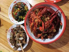 -冶建镜子·老南昌大排档·江西虾王(总店)