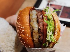 -The Habit Burger Grill 哈比特汉堡(复兴soho店)