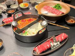 -三出山火锅(南京万象天地店)