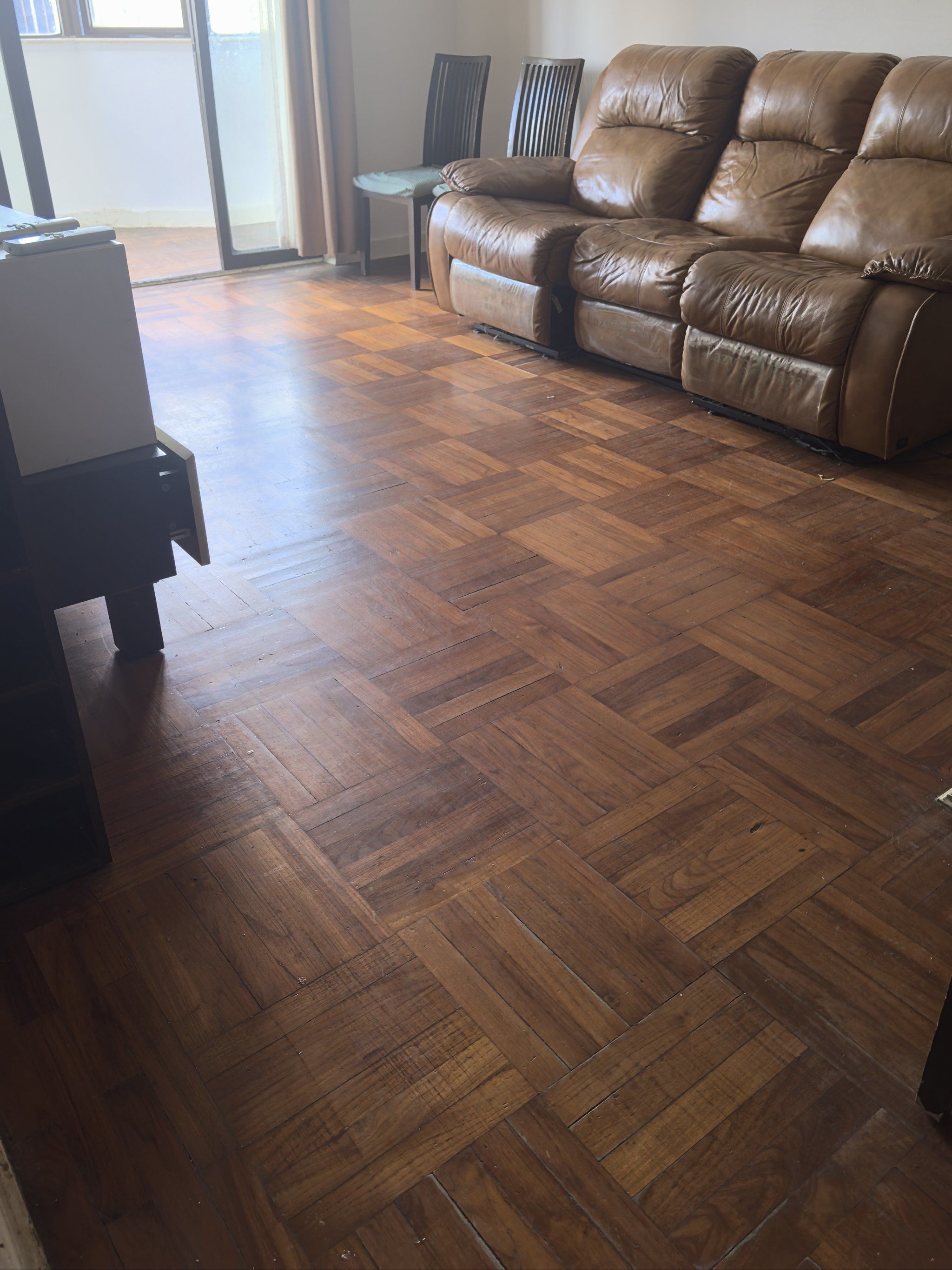 老地板打磨翻新