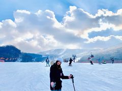 -中旅松花湖滑雪场