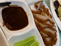 -六和聚传统烤鸭.天津菜(和平店)