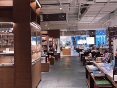 -茑屋书店(天目里店)