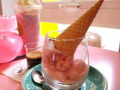 独角兽冰淇淋咖啡＋梦幻极光-W CAFE(甜爱路店)