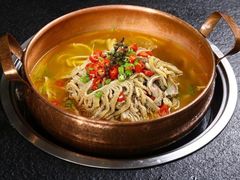麻辣毛肚锅-羊肉街口老银川滩羊涮肉馆