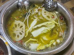 -佘记全家福芋儿鸡(向阳街总店)