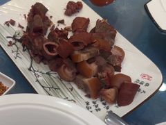 -乔家小院•本地小海鲜•非遗驴肉(万年泉路店)