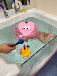 -四季宝贝婴幼儿水育成长中心(陆家嘴店)