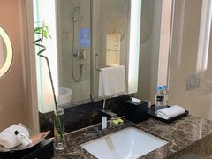 -青岛海尔洲际酒店