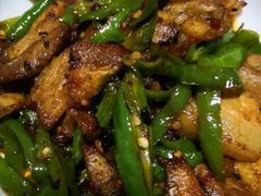 尖椒回锅-聚福源·特色川菜馆·烤羊排