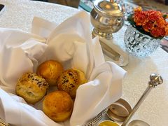 -Salon de Ville浦江汇(上海外滩华尔道夫酒店店)