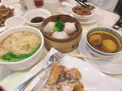 -禄興記香港大排档(歌斐中心店)