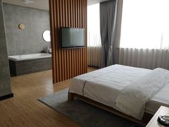 -钓鱼岛洗浴休闲会馆(卫星路店)