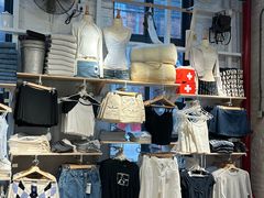 -Brandy Melville