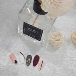 -纤纤玉手美甲美睫美容