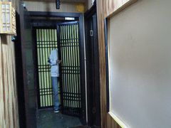 -荒岛实景沉浸密室(江汉路1店)