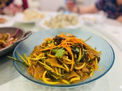 五彩拉皮-新洪记·丽久饭店(铁西店)