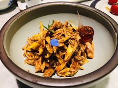 敲糖棒棒鸡-辛香汇·现炒川菜(淮海路百盛店)