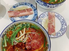 -镇南锅盖面馆(解放路店)