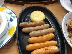 特色烤肠拼盘-萨莉亚意式餐厅(南京环亚凯瑟琳广场店)